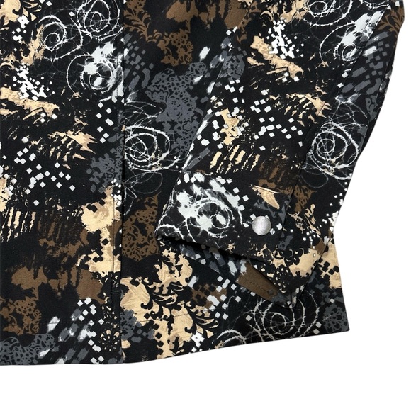 CJ Banks Abstract Print Black and Brown Button Front Long Sleeve Top Size 2X - Picture 3 of 10